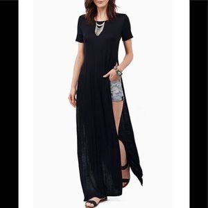 VERY CUTE!! Maxi style with slits up to waist!!!